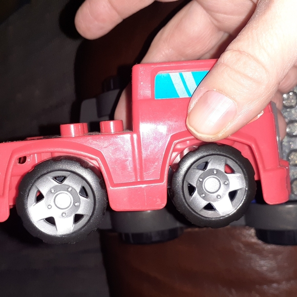 Mega Bloks Vehicle Pair Set - Picture 11 of 16